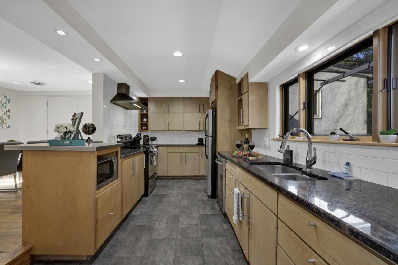 פרדריקסברג 406 Lodge-A: Hot-Tub & 2 Blks To Main St מראה חיצוני תמונה
